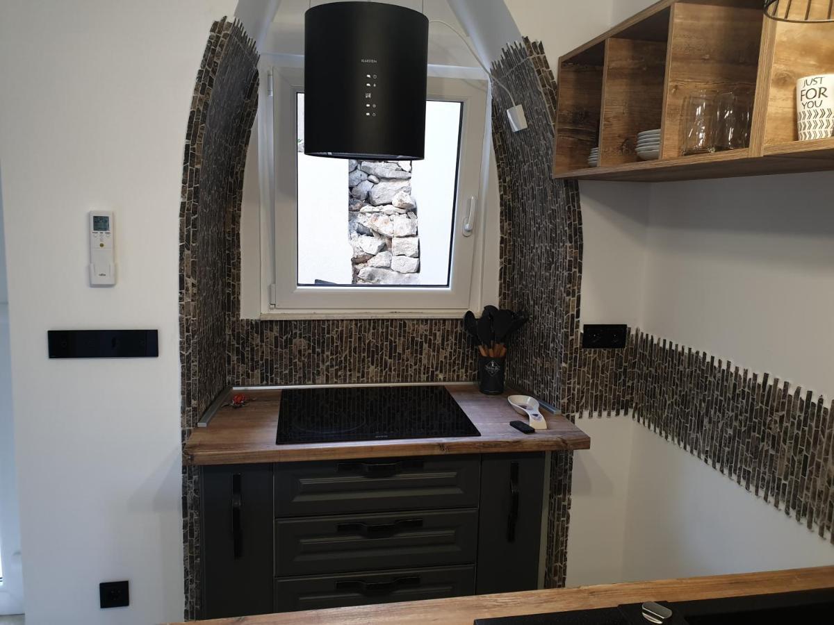 Castel Apartment Mali Lošinj Екстериор снимка