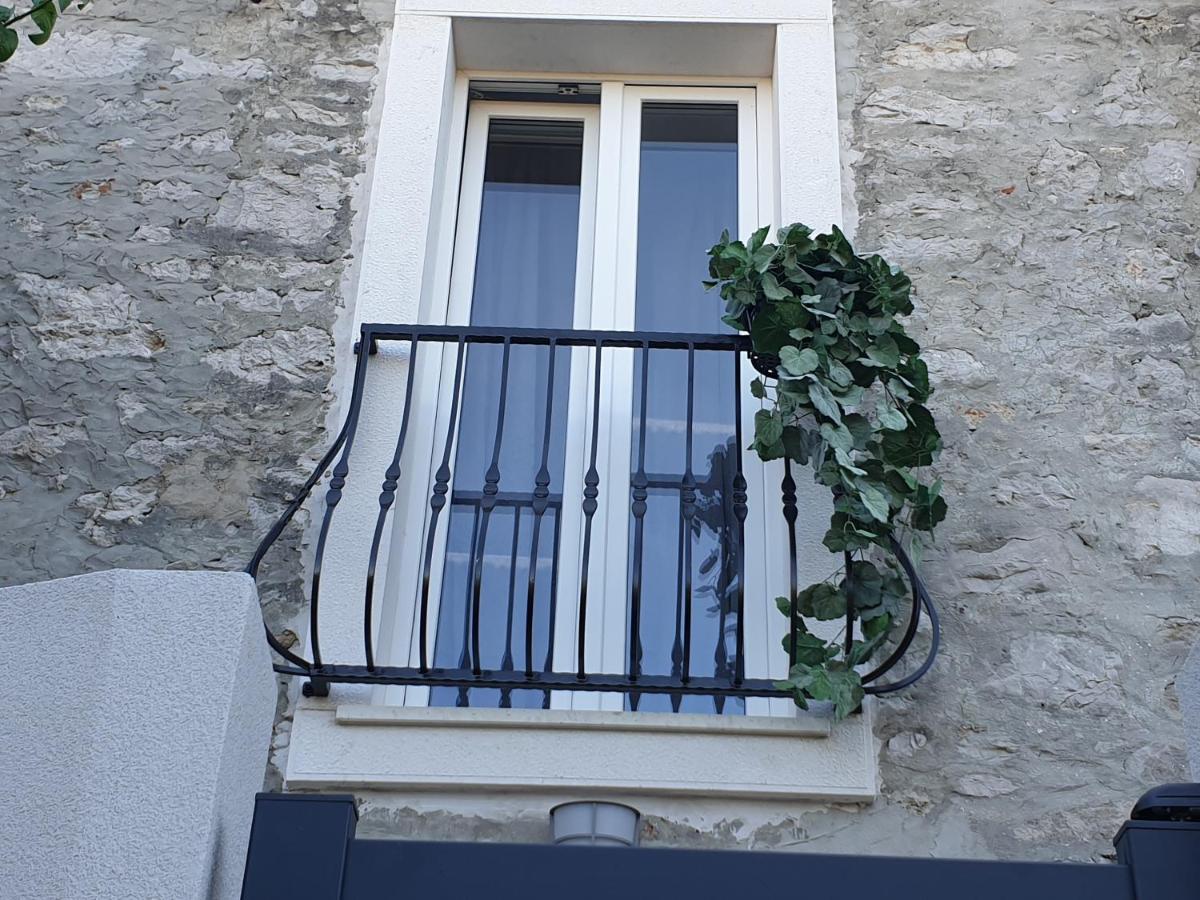 Castel Apartment Mali Lošinj Екстериор снимка