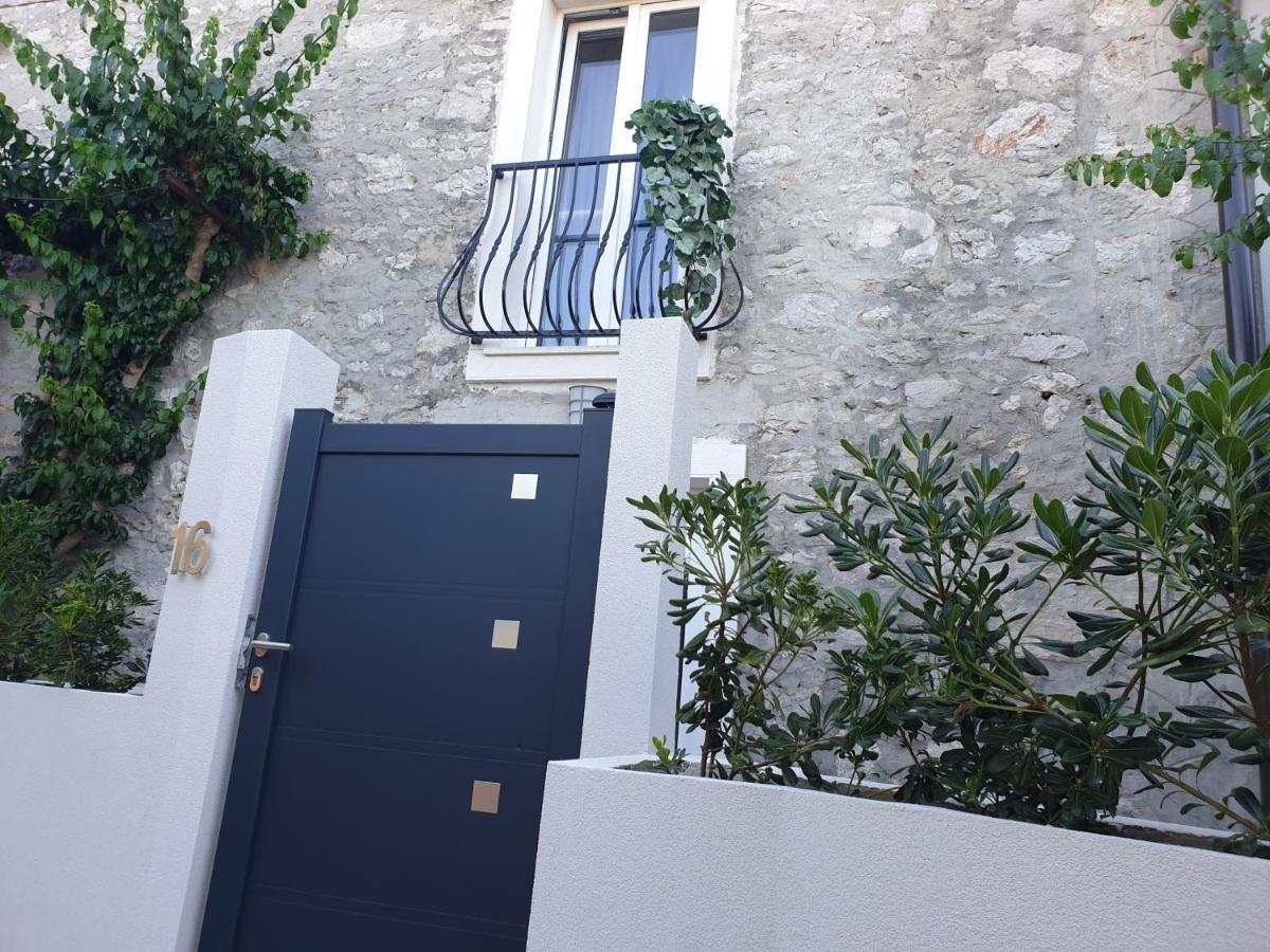 Castel Apartment Mali Lošinj Екстериор снимка