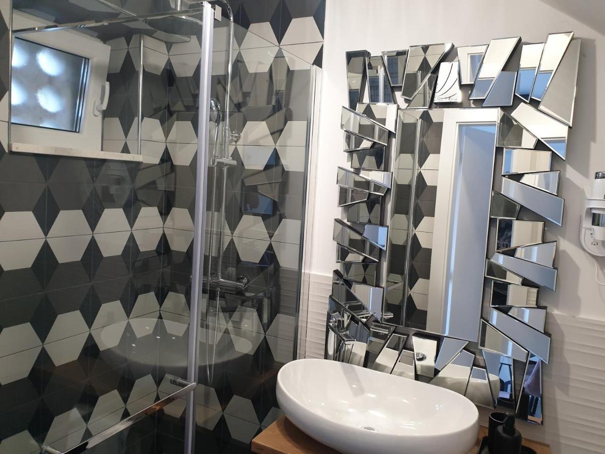Castel Apartment Mali Lošinj Екстериор снимка