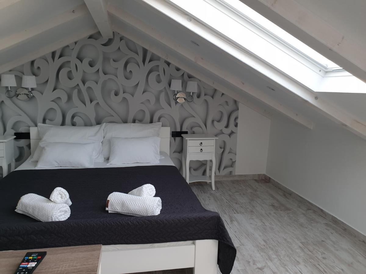 Castel Apartment Mali Lošinj Екстериор снимка