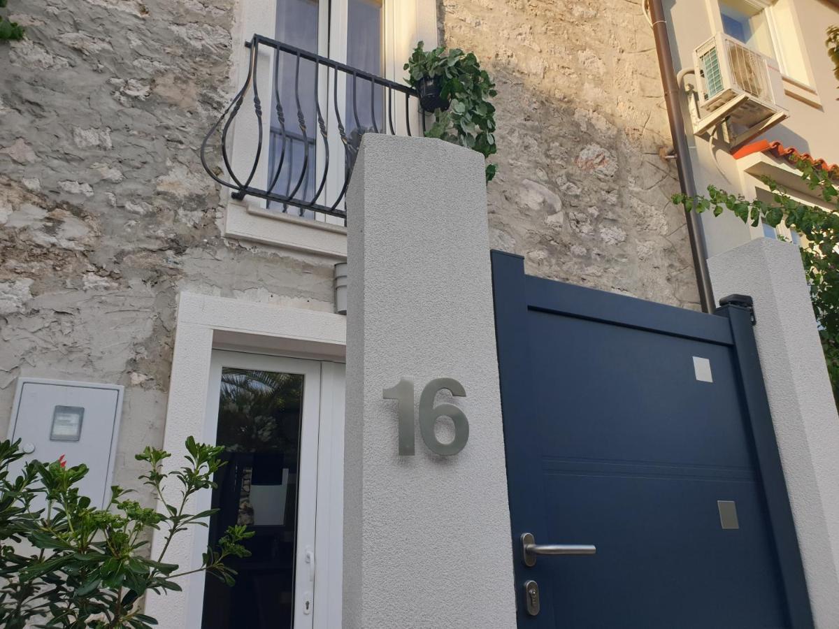 Castel Apartment Mali Lošinj Екстериор снимка
