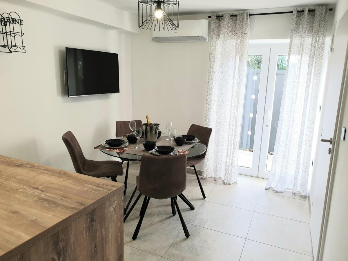 Castel Apartment Mali Lošinj Екстериор снимка