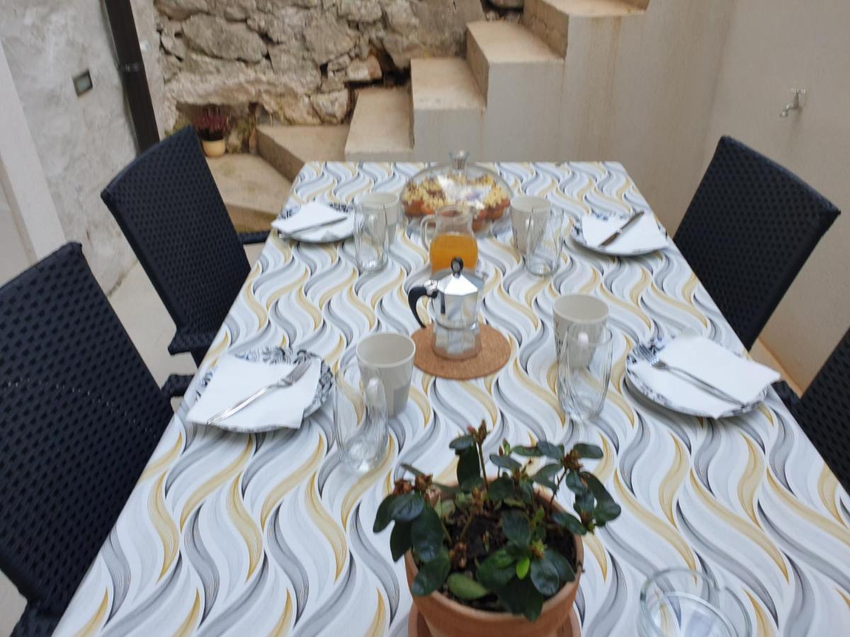 Castel Apartment Mali Lošinj Екстериор снимка