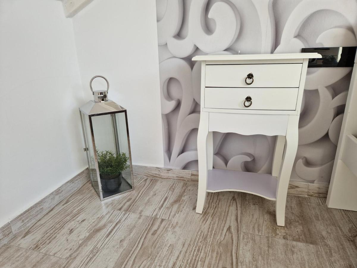 Castel Apartment Mali Lošinj Екстериор снимка