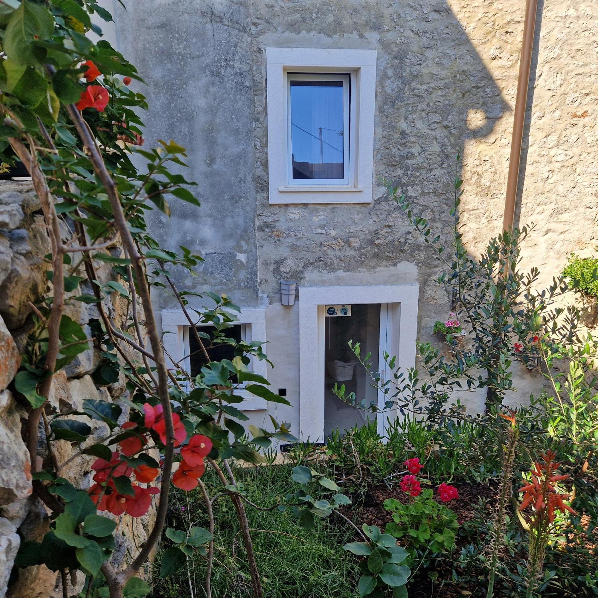 Castel Apartment Mali Lošinj Екстериор снимка